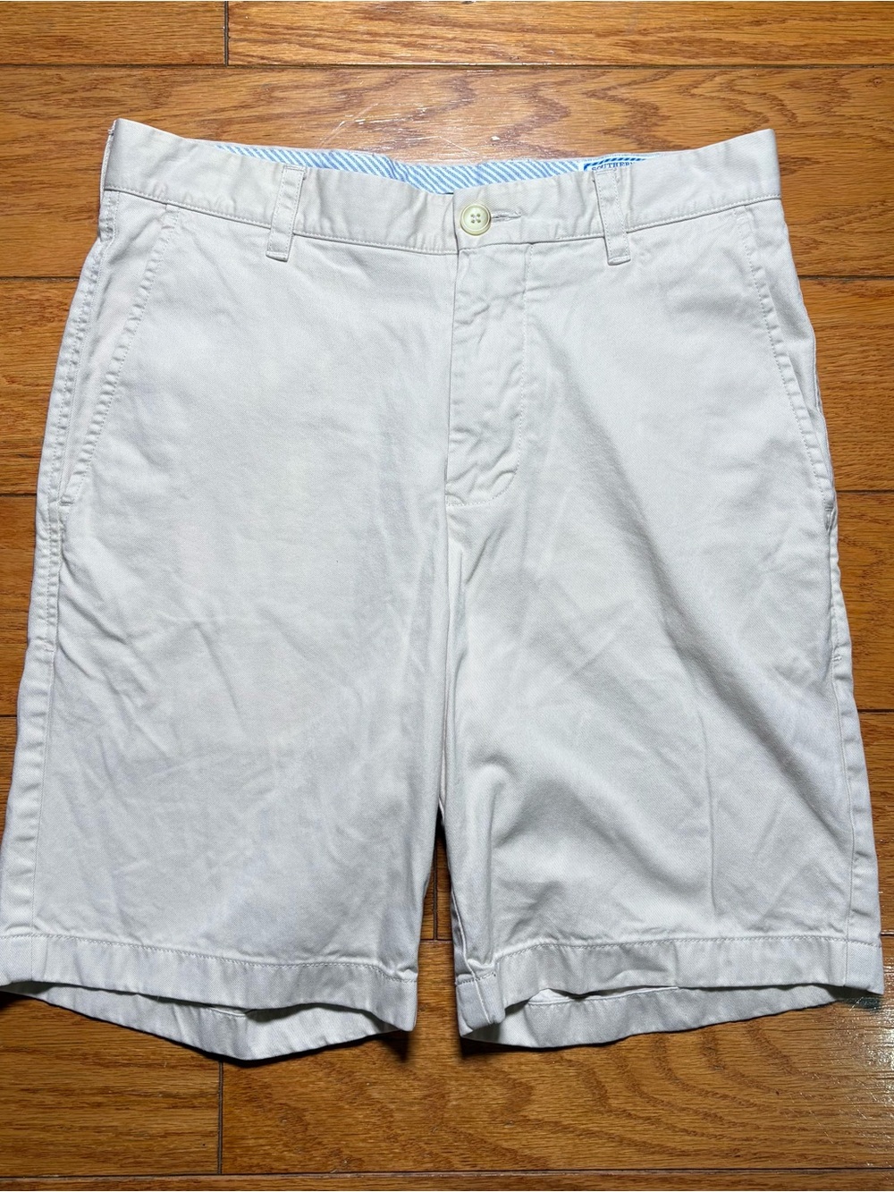Southern Tide Light Gray Flat-Front Chino Shorts